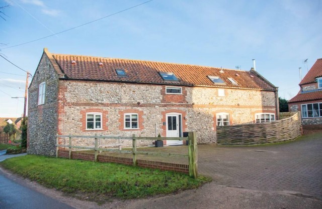 La Coach House est une ancienne Coach House, joliment présentée et élégante.
