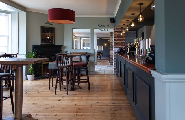 Coach House Inn