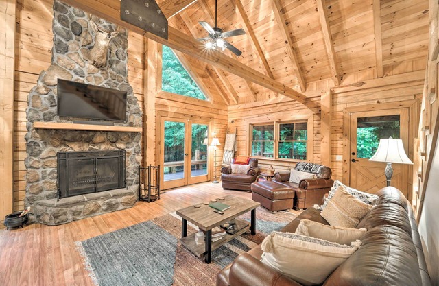 NEW! Coalmont Cabin < 10 Miles to Hiking & Fishing