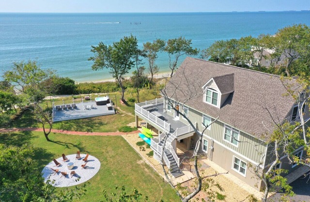 Coastal Bliss: 3500 sqft Beachfront Haven, Steps Away from Your Private Beach - Your Ultimate Cape Charles Getaway