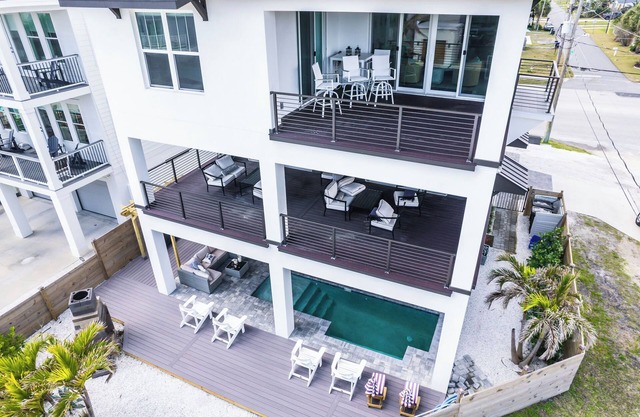 Coastal Dream! Ocean Views / Pool / Seconds From The Beach / 2601S