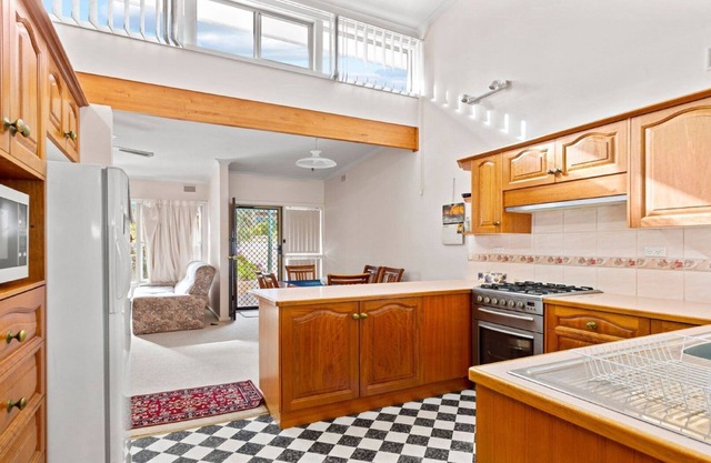 Coastal Drift - Escape to coastal bliss at this 3-bedroom holiday rental in Coffin Bay!