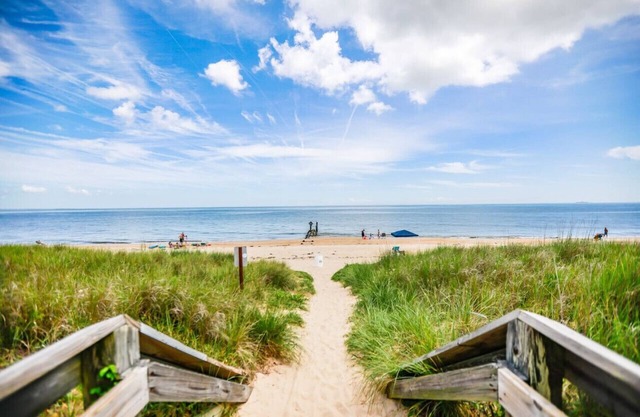 Coastal Getaway At Ocean View Beach