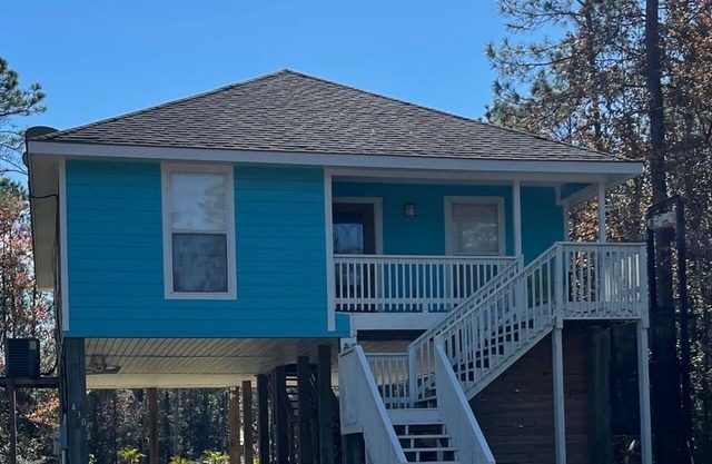 Coastal getaway with swimming pool basketball pickleball and boat launch access