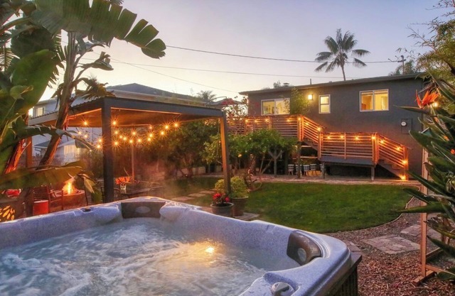 Coastal Retreat | Hot Tub | Walk to Pismo