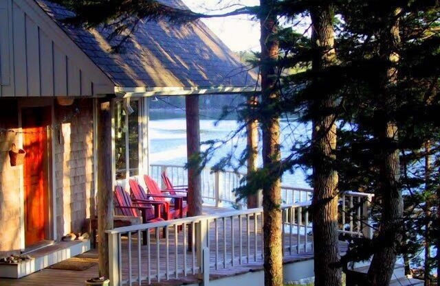 Maison côtière côtière, plage de marée et vues