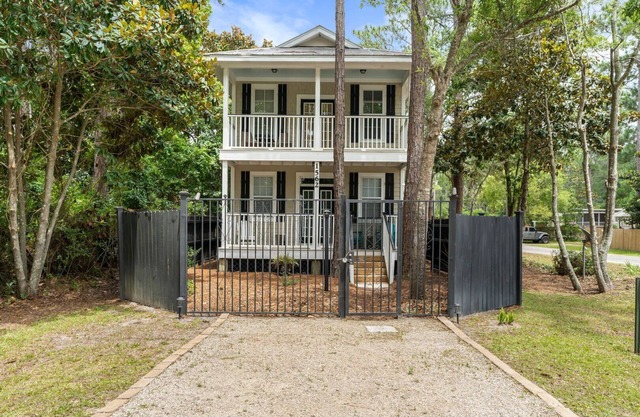 Coastal Soul 393 by AvantStay | Near Boat Ramp & Bay, Private Yard