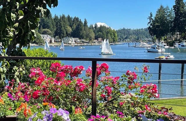 Waterfront et Mt. vue Rainier!