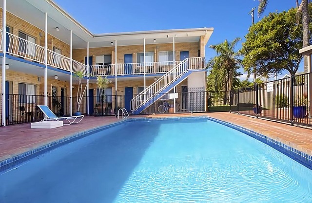 Coasters 9 is a self-contained apartment situated in the beach-side village of Sawtell.