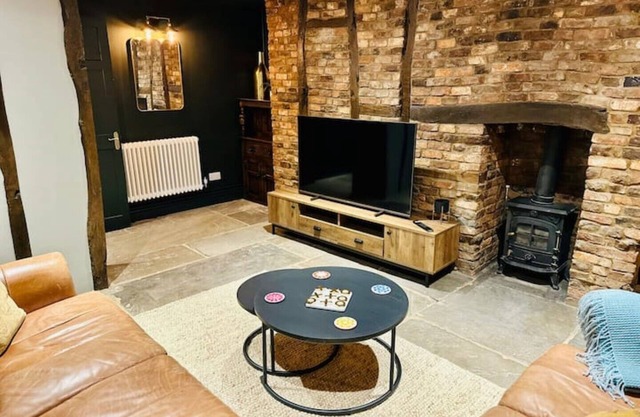 Cobblers Cottage, Bridge Street, Brigg :: Luxury renovation 2024 :: Town Centre