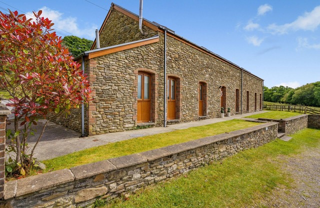 Coed Y Nant Barn - Trois Chambres Maison, Couchages 6