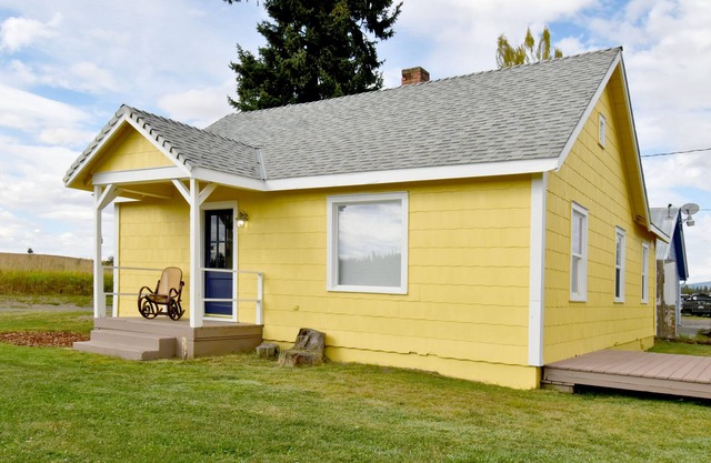 Coffee Klatch Cottages - Jaune