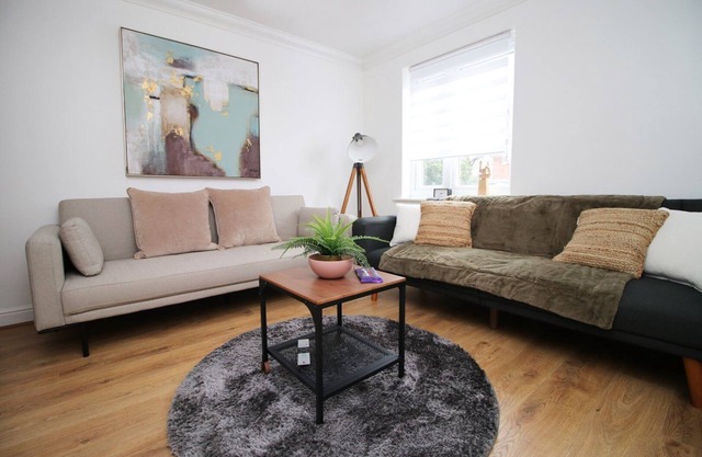 CoHost Partners | Spacious 5BR | WiFi!