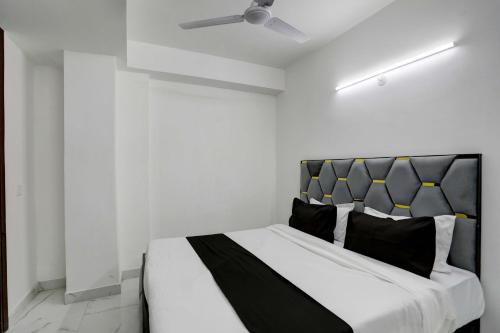 Collection O 24/7 Hotel