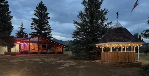 Columbine Inn
