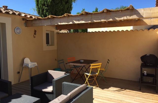 venez profiter du Bastidon PATIO
