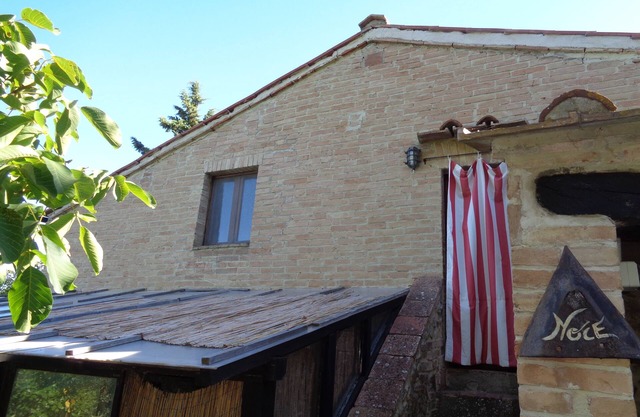 Appréciez la vie toscane authentique dans un cadre extraordinaire