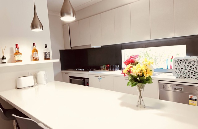 Come and fall in love with this 3 bedroom riverdale beauty in Melbourne.