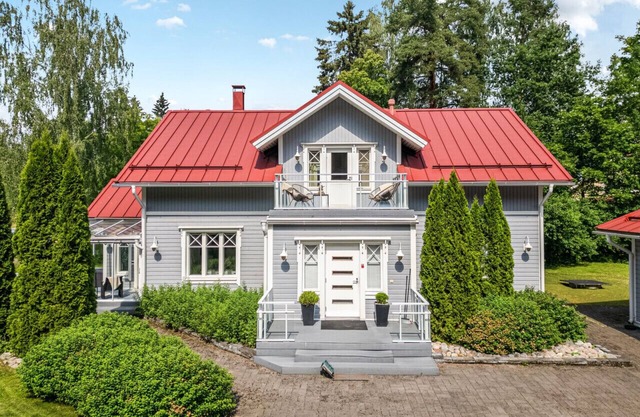 Come in! "Niemenmaa" Spacious family house for 13!