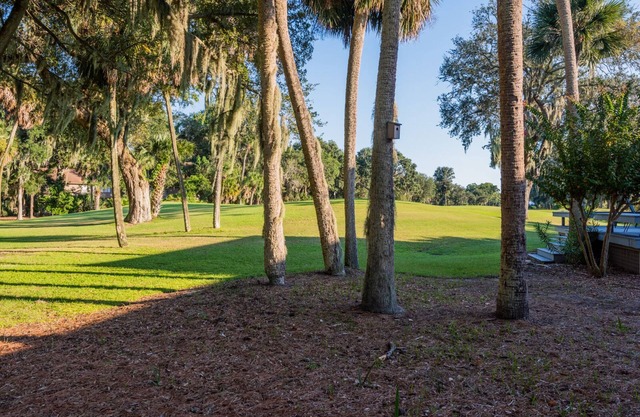 Toute la semaine de septembre à prix réduit avec une carte cadeau gratuite de 50 $ pour Palmetto Dunes. Venez profiter!