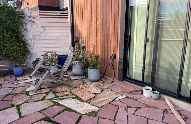 Come visit the best beach in Seattle! Private 1 bed/1 bath studio apartment