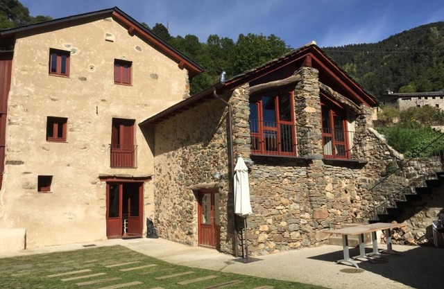 Confortable maison de haute montagne. 10 km de La Molina. Ripollès Pyrénées