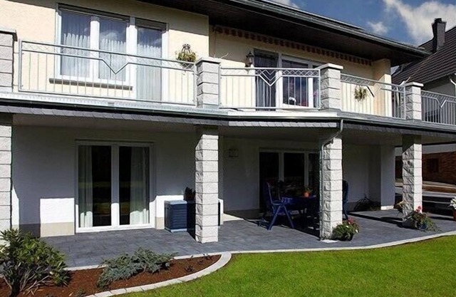 **** Appartement Confort Petit Kylltal à Oberstadtfeld / Eifel, terrasse sud de 30 m²