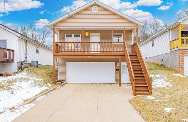 Comfort Awaits at Cozy Get Away - Dog Friendly - 3BD / 2BA + Living Spaces