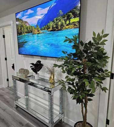 Comfort Guest Suite NE Calgary - Near Airport