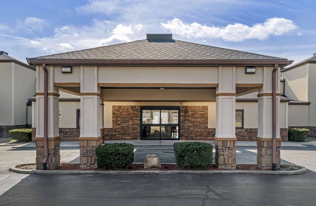 Comfort Inn East