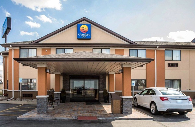 Comfort Inn Morris I-80