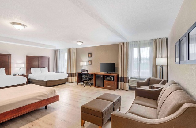 Comfort Inn Splash Harbor