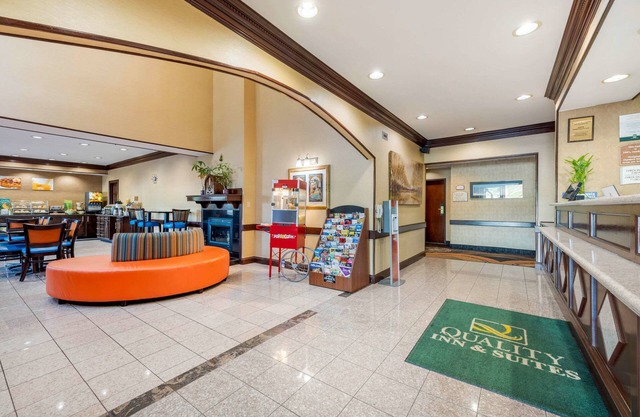 Comfort Inn & Suites