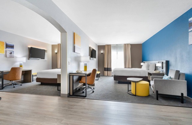 Comfort Inn & Suites Sacramento - University Area