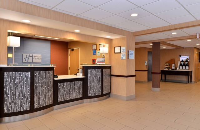 Comfort Inn & Suites Sharonville - Cincinnati North