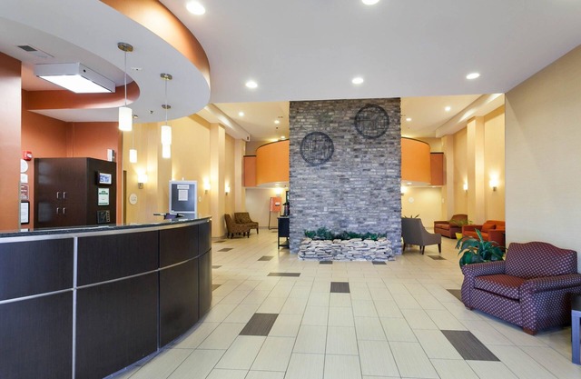 Comfort Inn & Suites Statesville - Mooresville