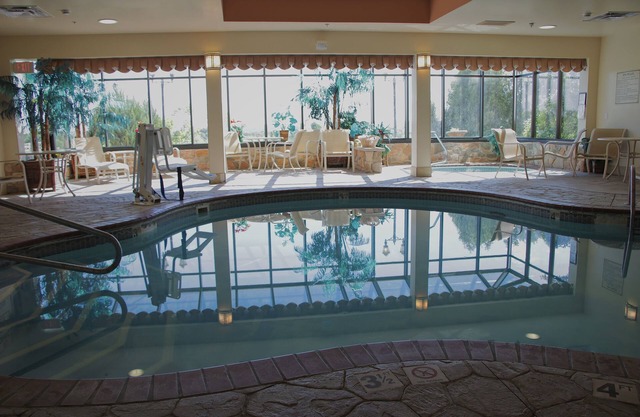 Comfort Suites Edinboro