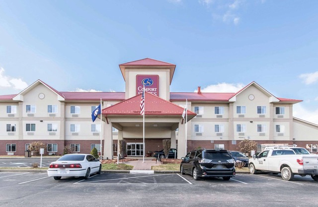Comfort Suites