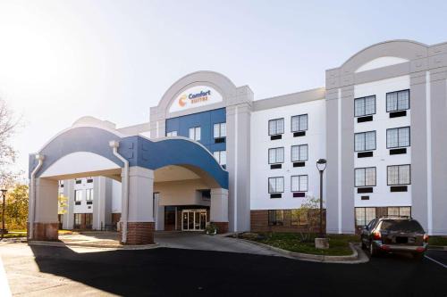 Comfort Suites