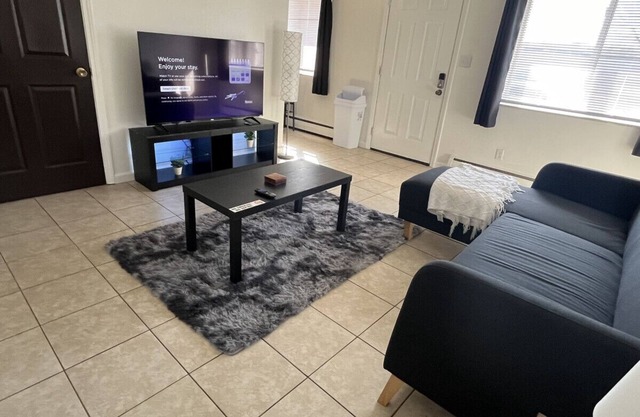 Comfortable 1-Bed Apt in Dayton