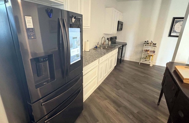 Comfortable 2BR Basement, Near Downtown Nashville