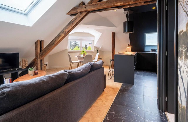 Appartement climatisé tout confort, 4ème et dernier étage sans ascenseur