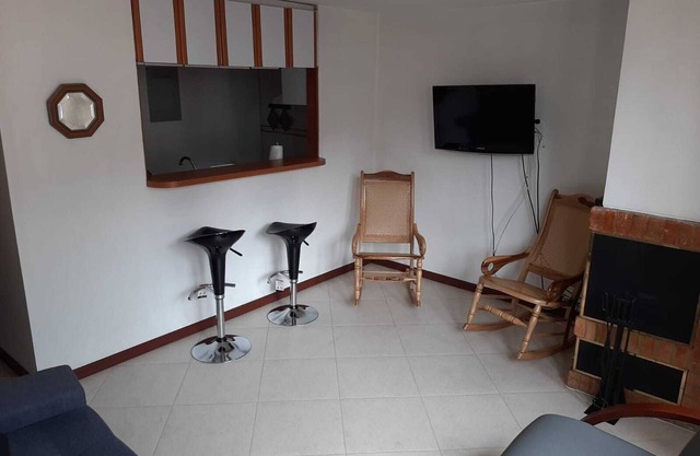 Comfortable and city-centered location 1-Bedroom rental unit w/ indoor fireplace