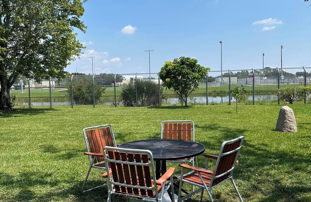 Comfortable and spacious room, with beautiful lake view and private entrance.