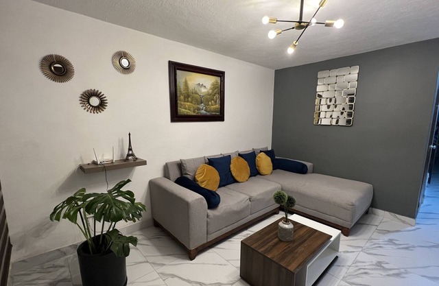 Comfortable apartment with parking, Best location