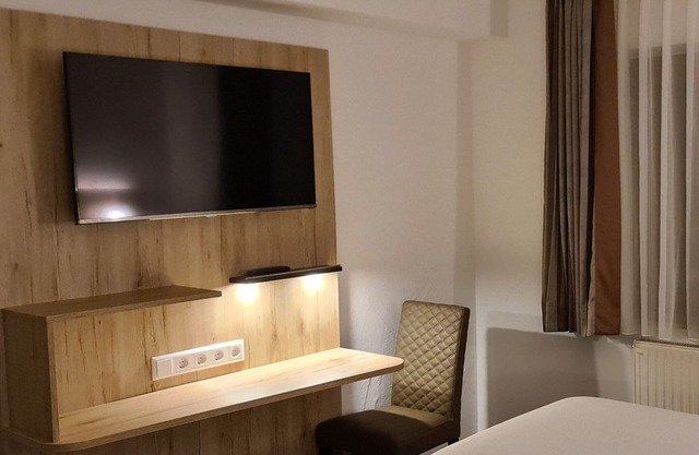 4-Bettzimmer mit Frühstück, Dusche und WC