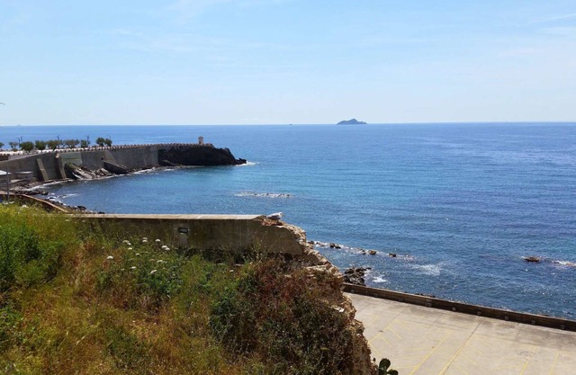 Comfortable apartment with garden near the sea, Follonica, Tuscany