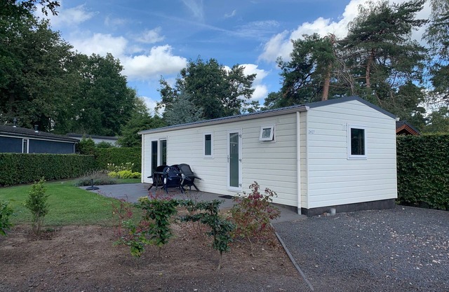 Cómodo chalet con WiFi en la verde Achterhoek