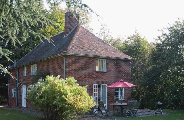 Ellen's Cottage - 5 étoiles de luxe dans le jardin d'Angleterre