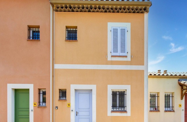 Maison de vacances confortable avec piscine